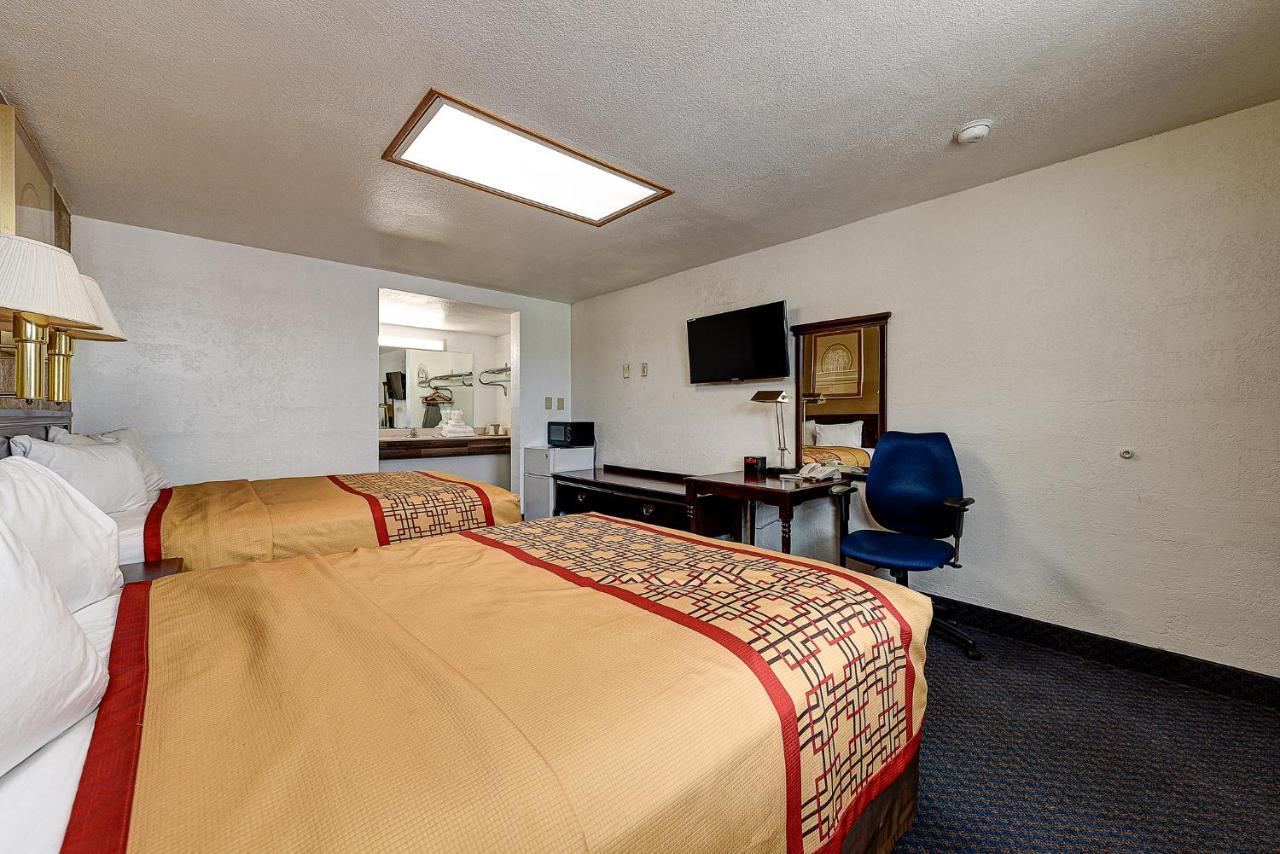 Guest Inn Rogers Ngoại thất bức ảnh