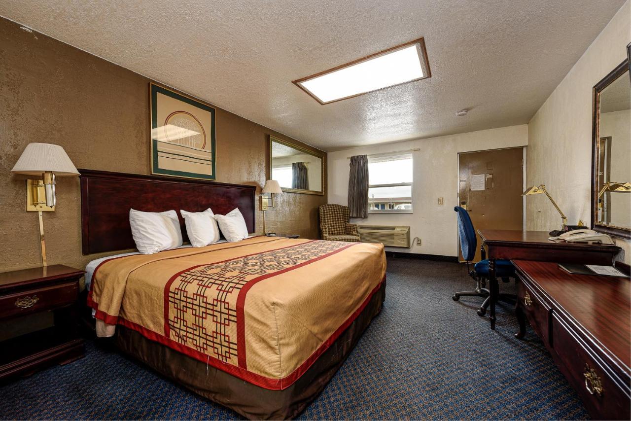 Guest Inn Rogers Ngoại thất bức ảnh