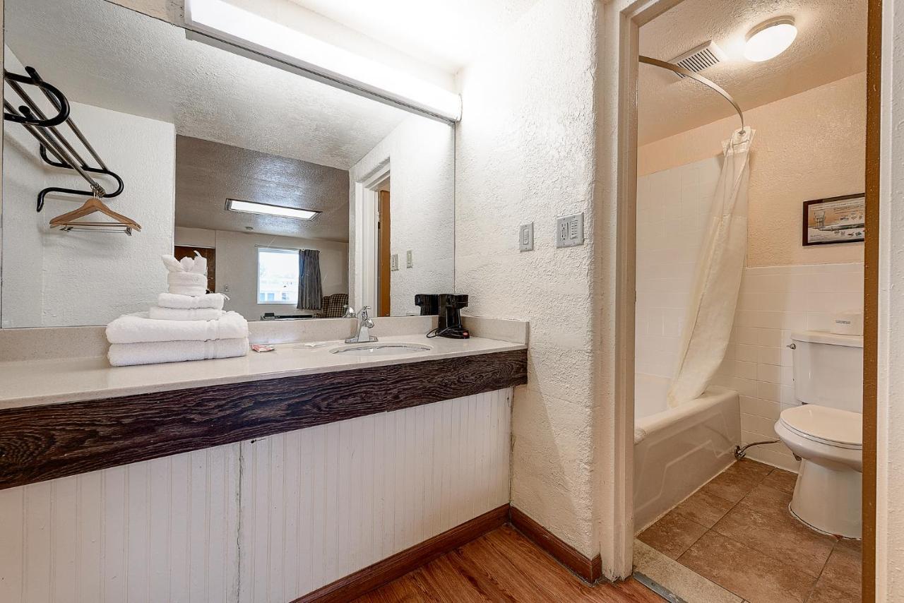 Guest Inn Rogers Ngoại thất bức ảnh