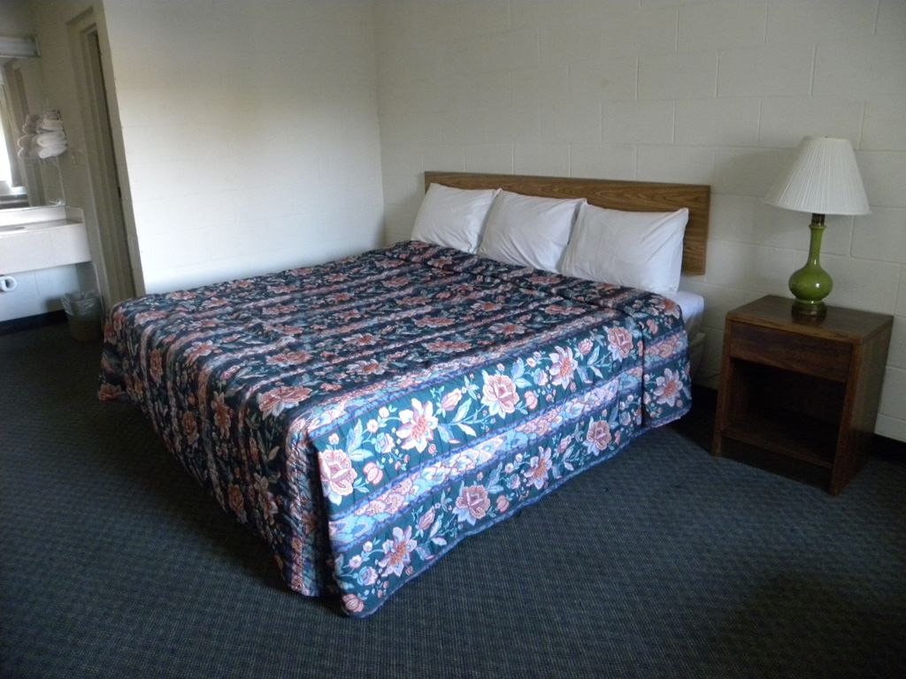 Guest Inn Rogers Phòng bức ảnh
