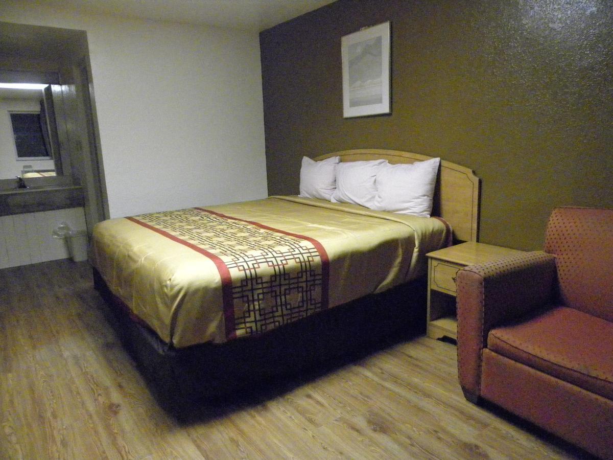 Guest Inn Rogers Ngoại thất bức ảnh