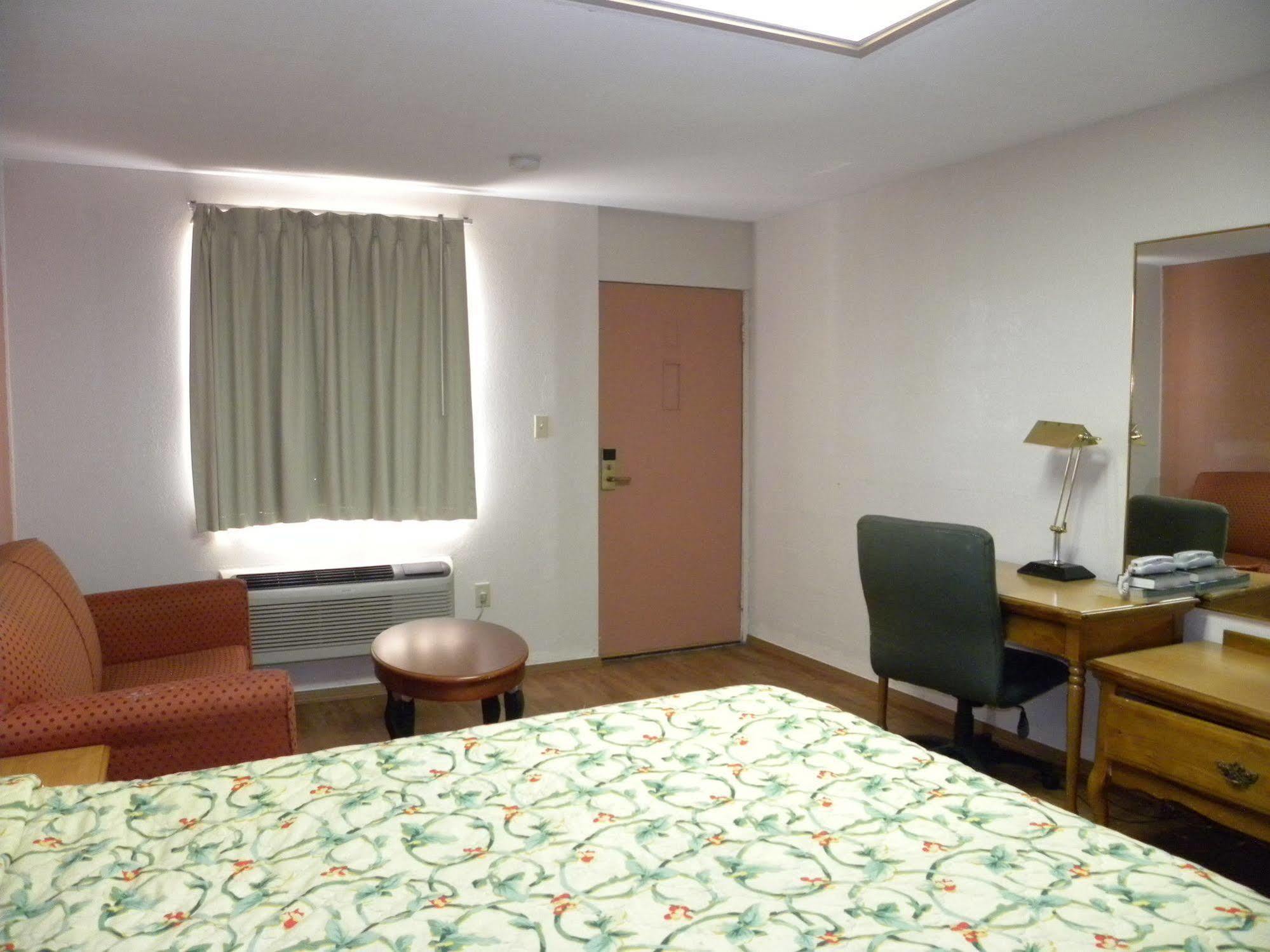 Guest Inn Rogers Ngoại thất bức ảnh