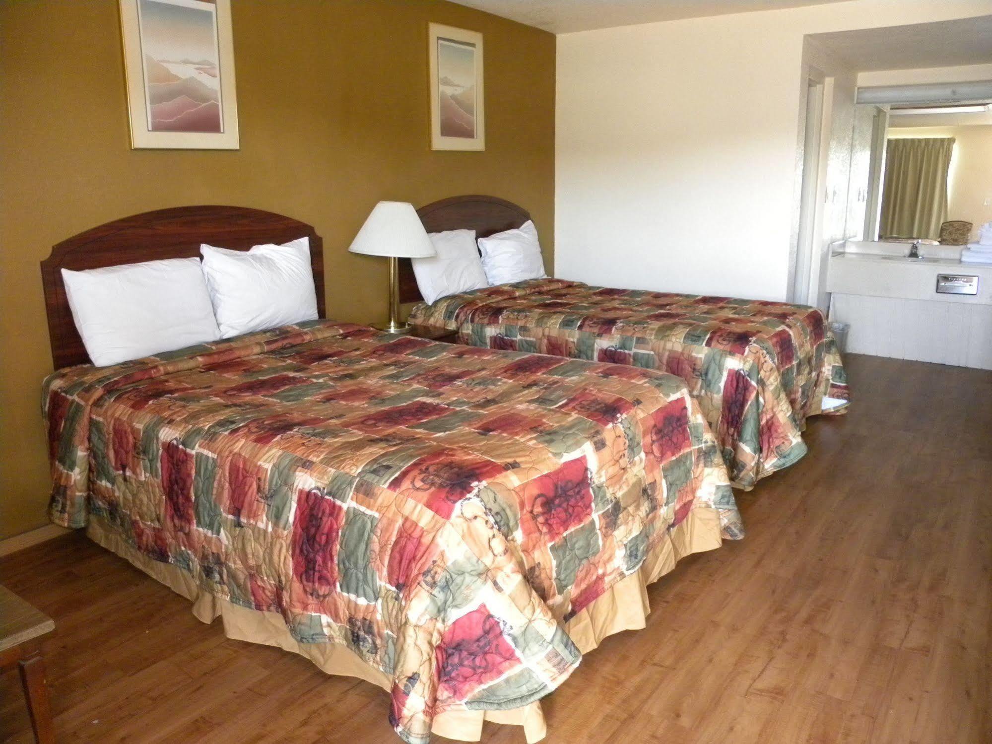 Guest Inn Rogers Ngoại thất bức ảnh